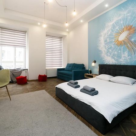 Main Square Apartment Good Stay In The City Center Lviv Luaran gambar