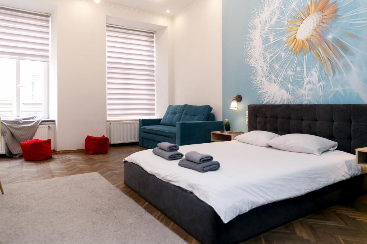 Main Square Apartment Good Stay In The City Center Lviv Luaran gambar